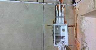 Электропроводка в доме + монтаж Дагестанские Огни цена от 154 руб. м.п.